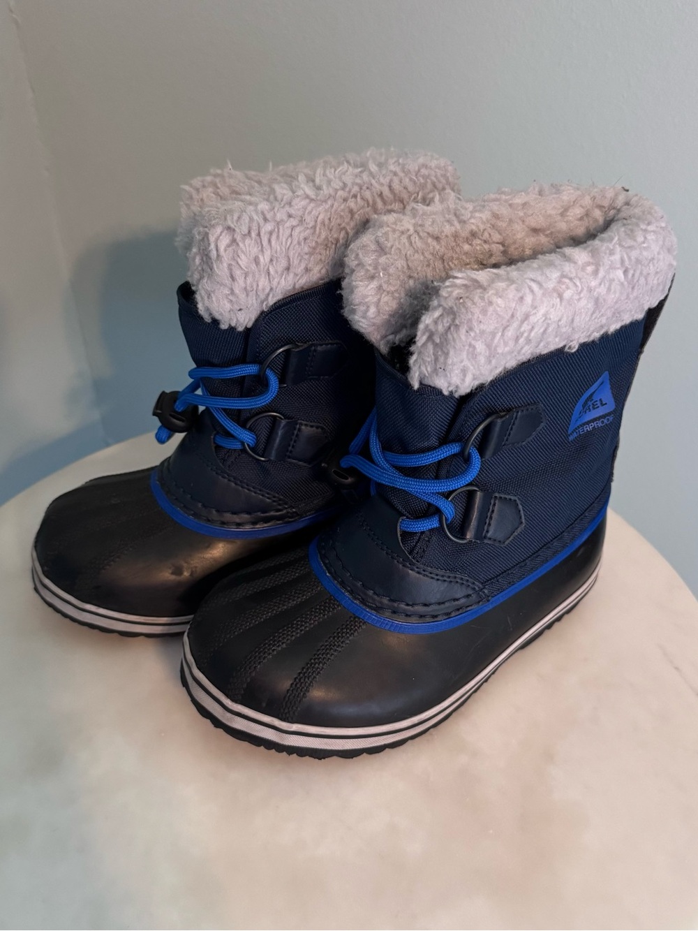 Sorel Yoot Pac winter snow boot navy blue fur trim waterproof youth kids 13